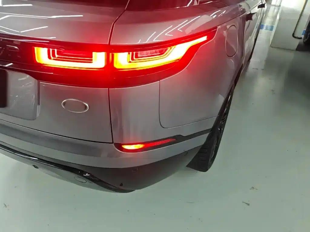 Range Rover Velar 2021 P250 Black Limited Edition — миниатюра 8