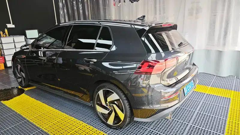 2023 Golf GTI 380TSI DSG GTI — миниатюра 4