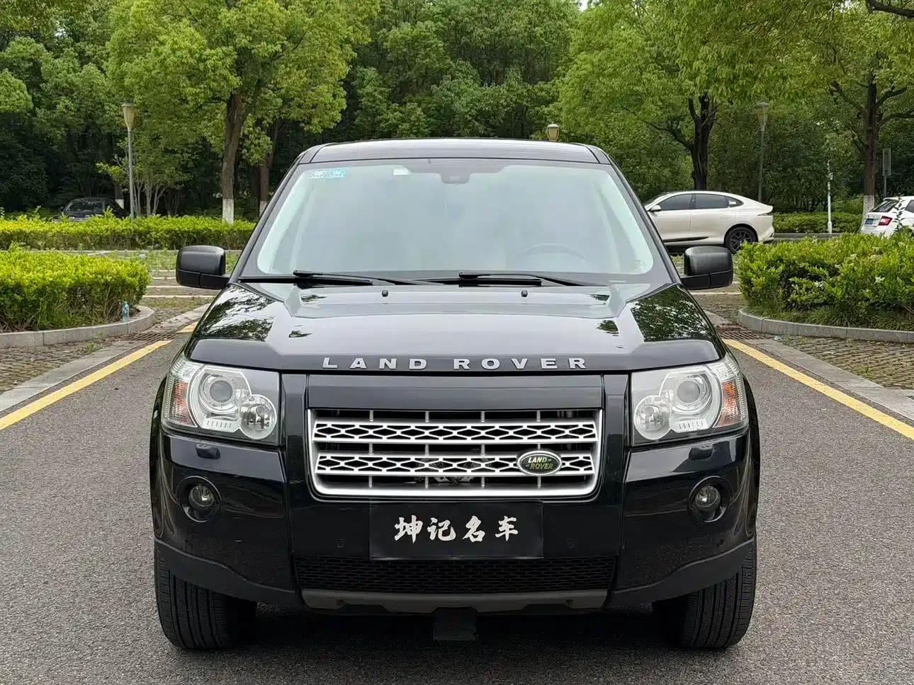 Freelander 2 2010 3.2 i6 Automatic HSE Petrol Version — миниатюра 2