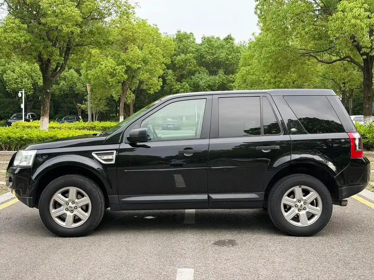 Freelander 2 2010 3.2 i6 Automatic HSE Petrol Version — миниатюра 13