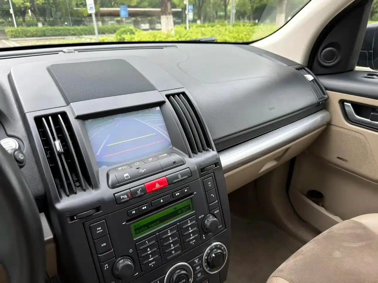 Freelander 2 2010 3.2 i6 Automatic HSE Petrol Version — миниатюра 8