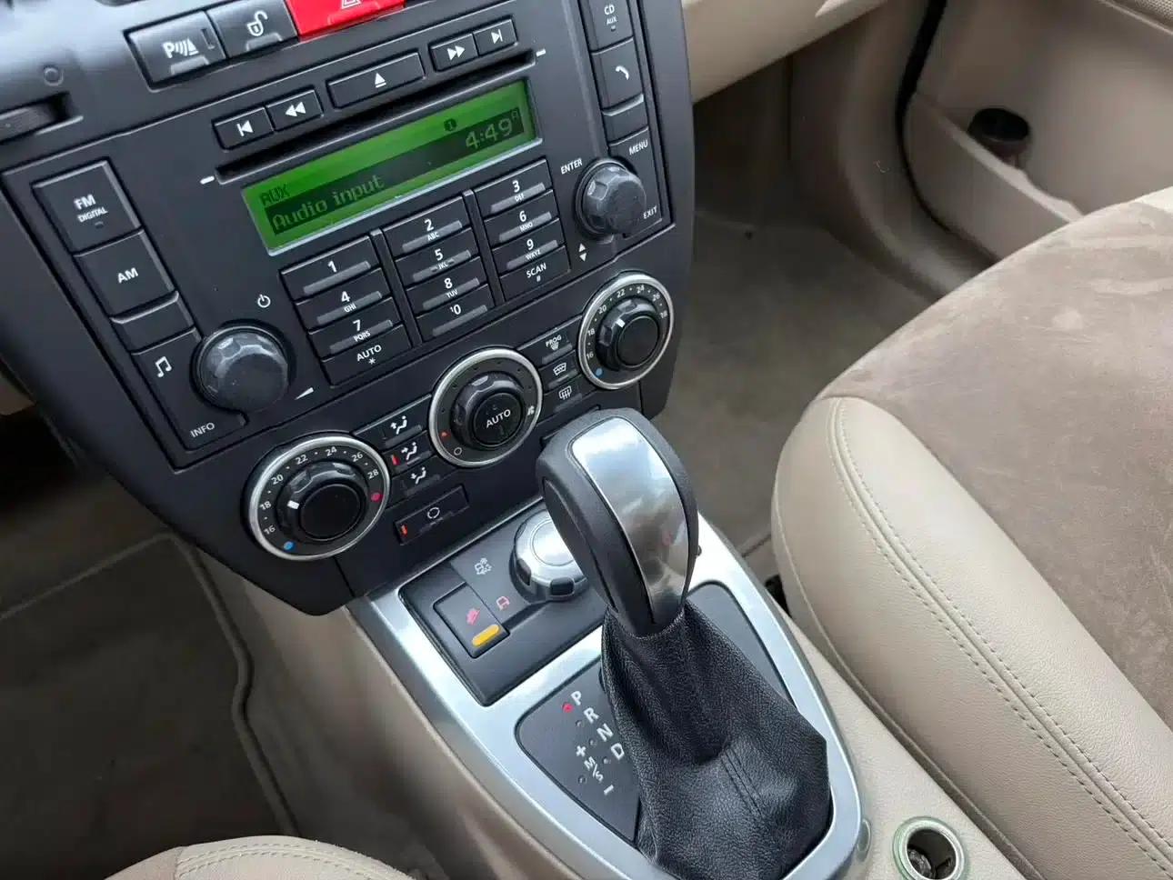 Freelander 2 2010 3.2 i6 Automatic HSE Petrol Version — миниатюра 9