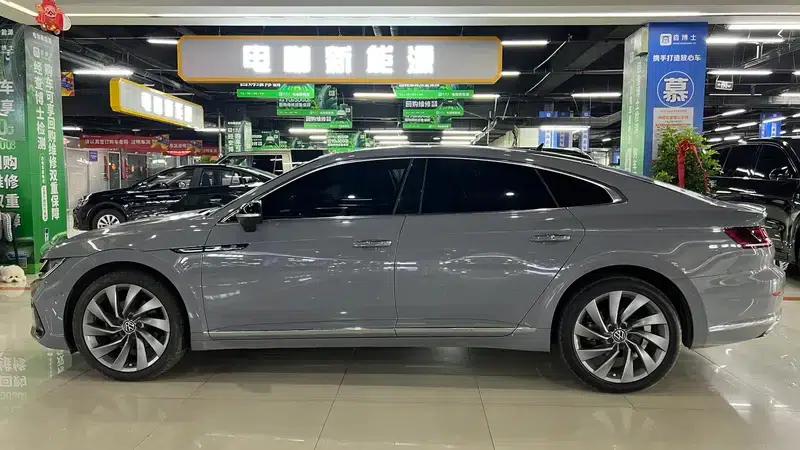 Volkswagen CC 2021 380TSI Striking Edition — миниатюра 3