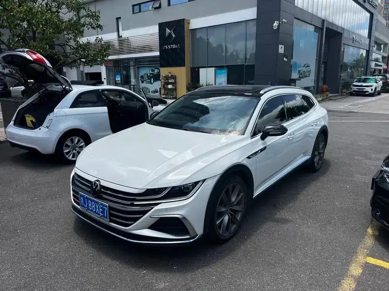 Volkswagen CC 2023 Shooting Brake 380TSI Hunter Edition — миниатюра 1