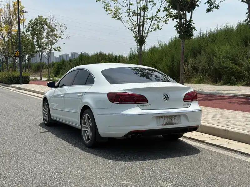 Volkswagen CC 2016 1.8TSI Premium Edition — миниатюра 4