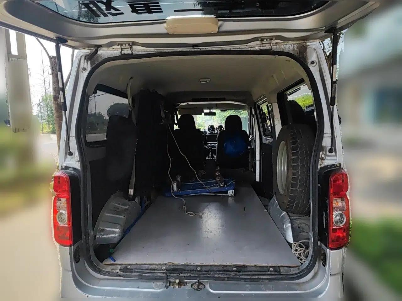 CHANGAN KAICHENG Ruixing M60 2023 1.6L CNG Comfort-Grade 6-Seater Passenger Vehicle — миниатюра 19