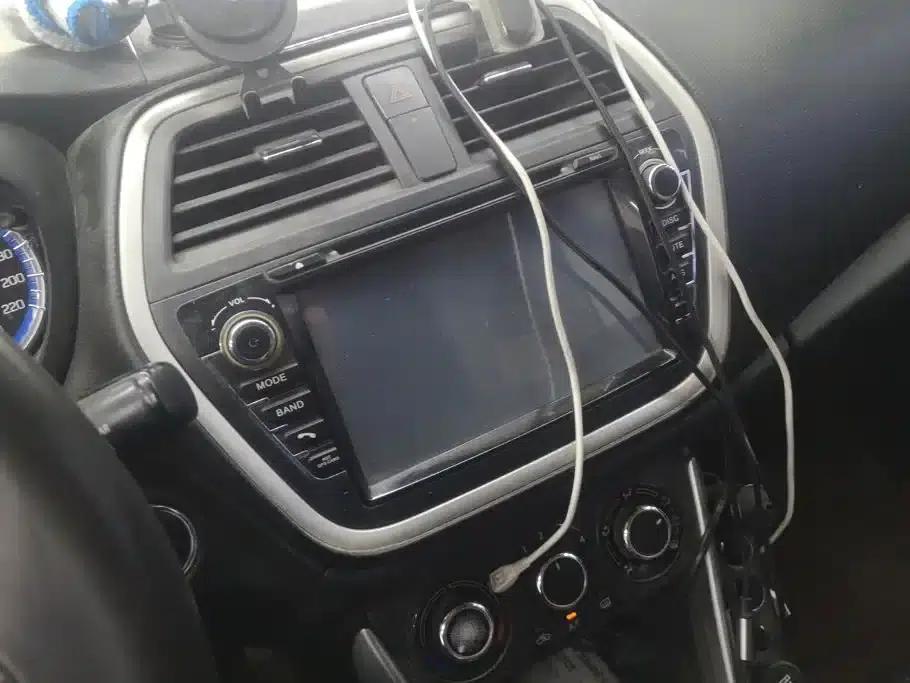 Vitara 2015 1.6L Manual 2WD Entry-level — миниатюра 12