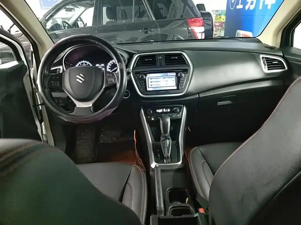 2015 Vitara 1.4T Automatic 2WD Premium — миниатюра 10