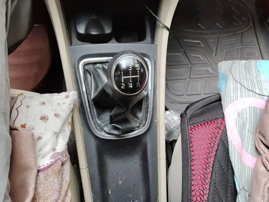 Ciaz 2015 1.6L Manual Comfort Edition — миниатюра 11