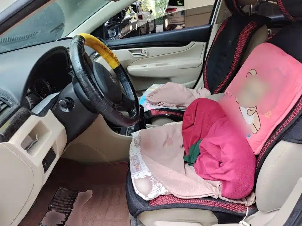 Ciaz 2015 1.6L Manual Comfort Edition — миниатюра 12
