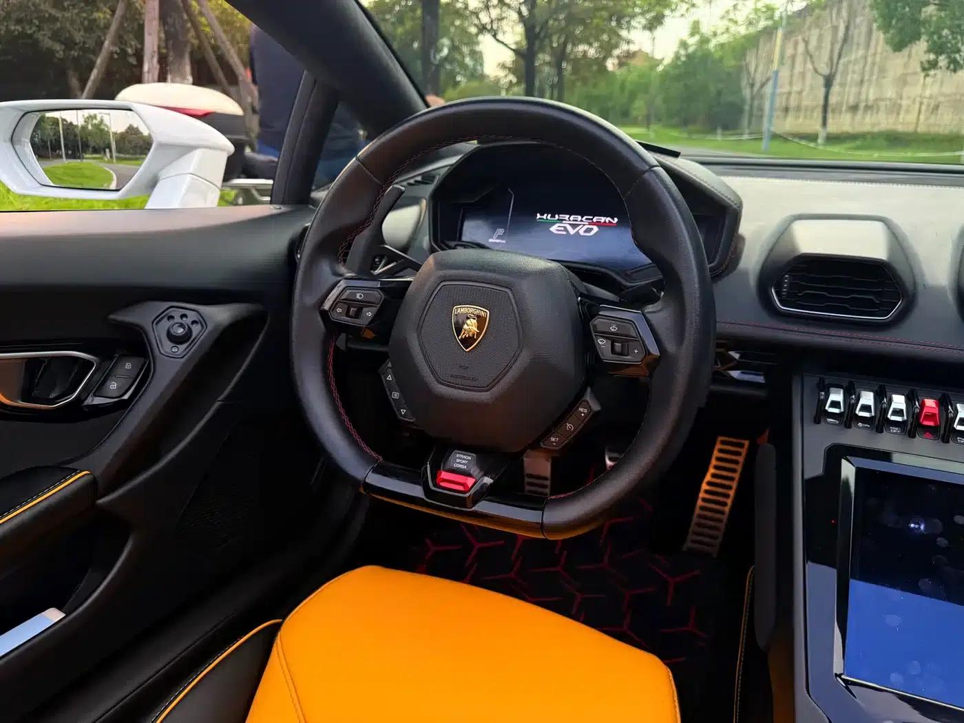 Huracán 2020 Huracán EVO RWD Spyder — миниатюра 4