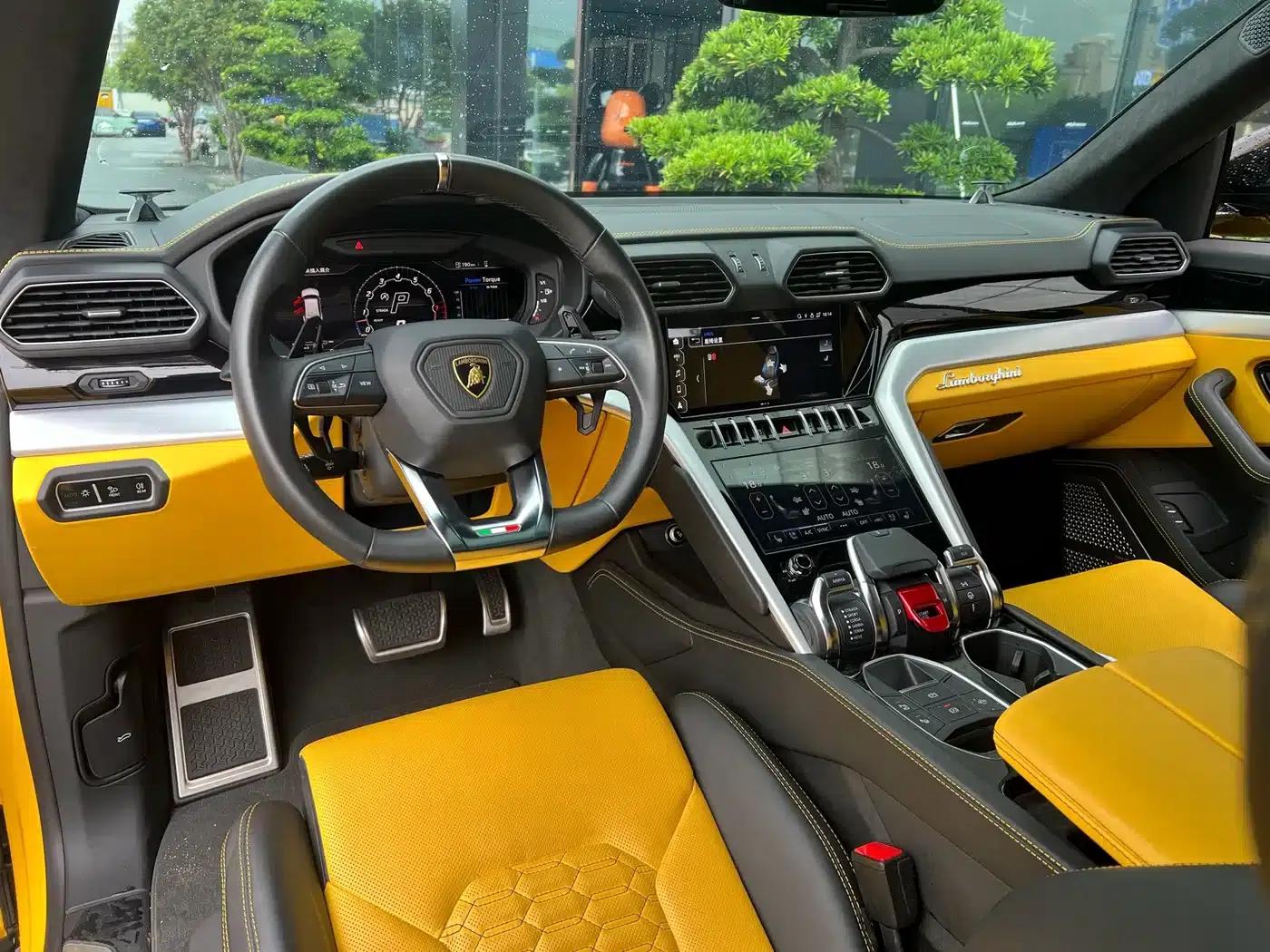 2021 Urus 4.0T V8 — миниатюра 7