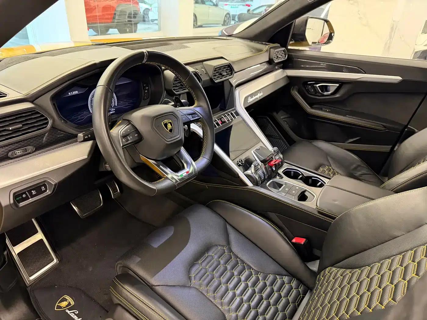 2018 Urus 4.0T V8 — миниатюра 4