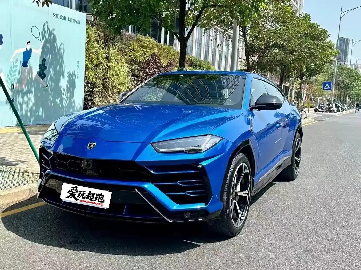 2021 Urus 4.0T V8 — миниатюра 1