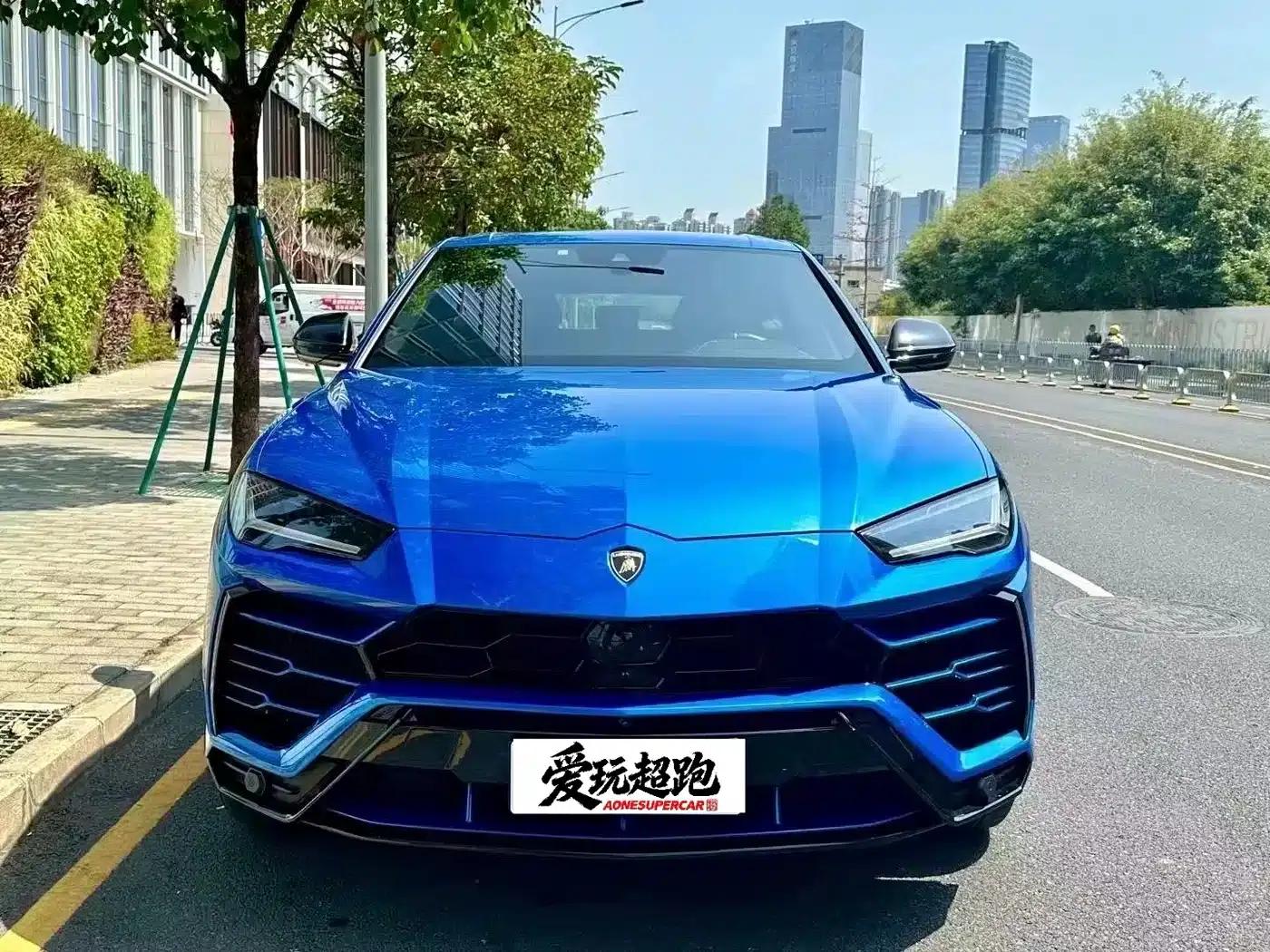 2021 Urus 4.0T V8 — миниатюра 2