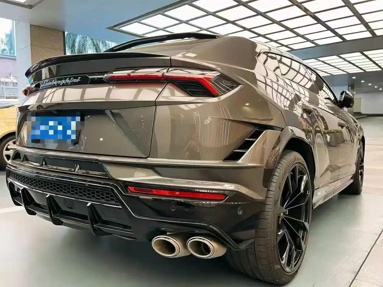 2023 Urus 4.0T V8 S — миниатюра 3