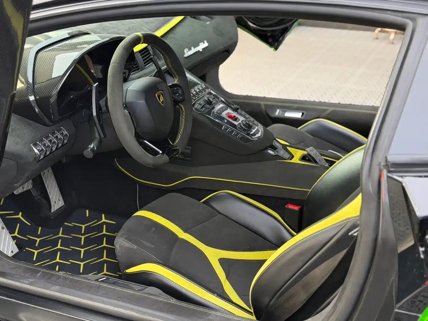 2011 Aventador LP 700-4 — миниатюра 12
