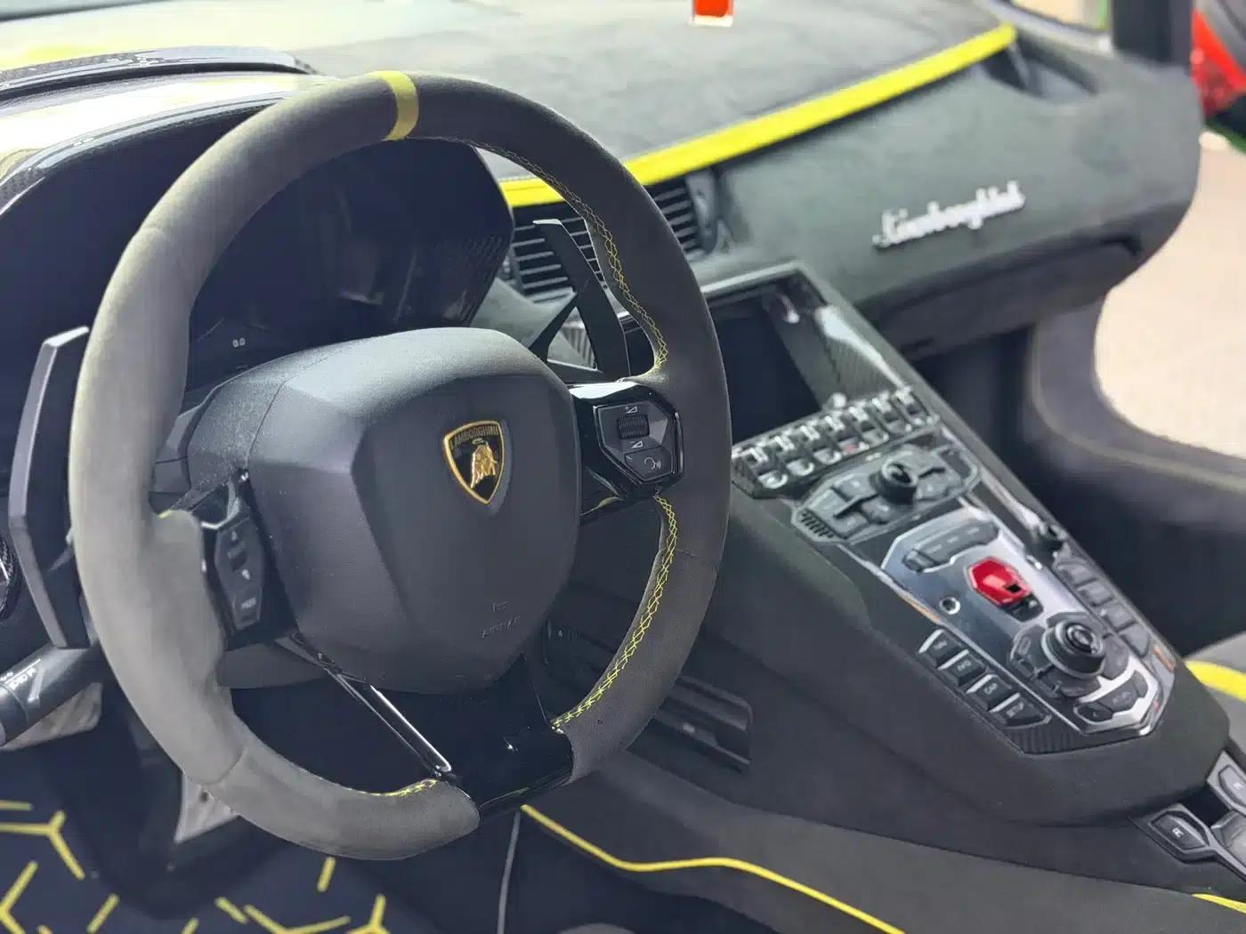 2011 Aventador LP 700-4 — миниатюра 10