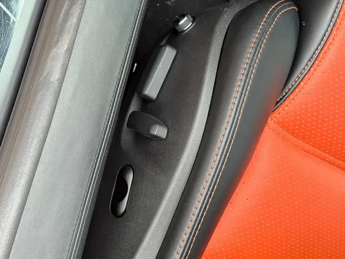 2011 Gallardo LP 560-4 Bicolore — миниатюра 9