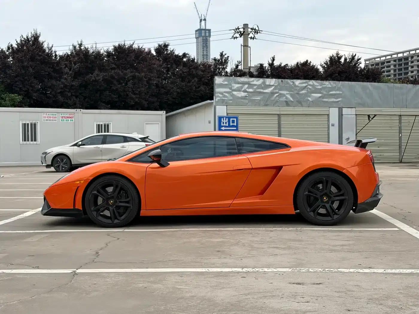 2011 Gallardo LP 560-4 Bicolore — миниатюра 10