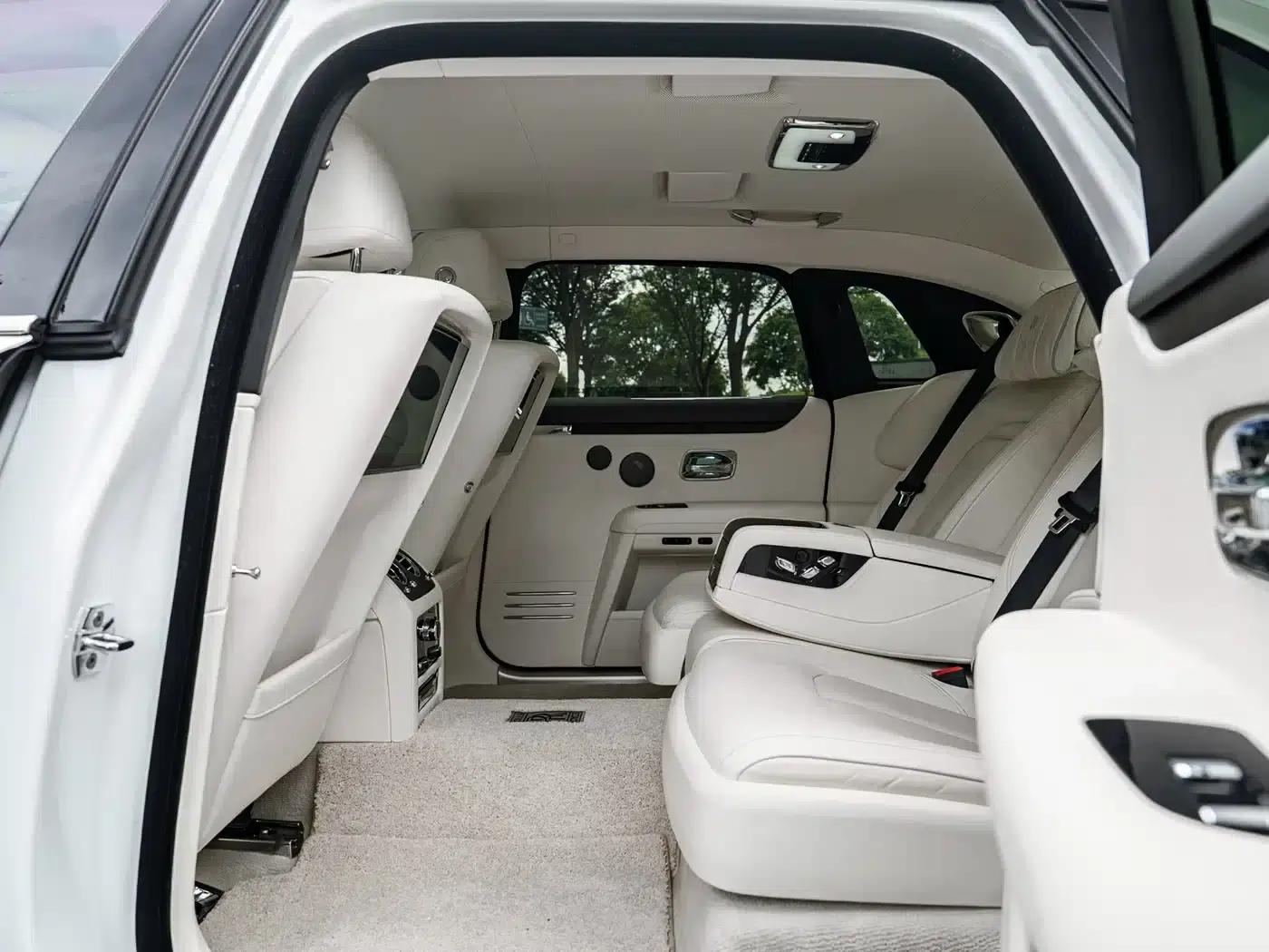 2021 Ghost 6.7T Long Wheelbase — миниатюра 13