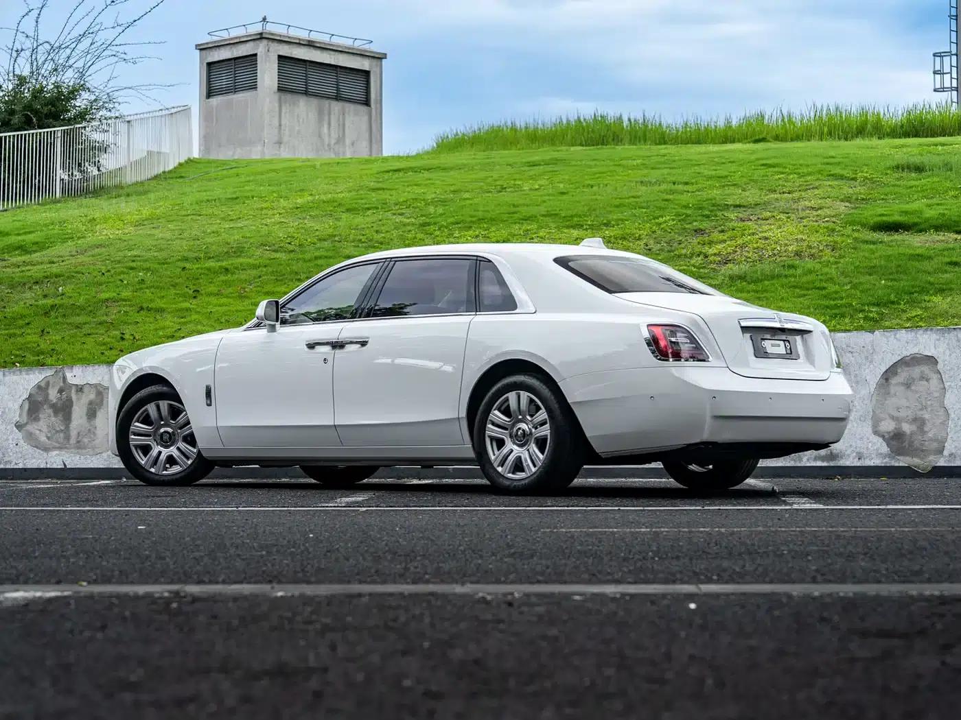 2021 Ghost 6.7T Long Wheelbase — миниатюра 17