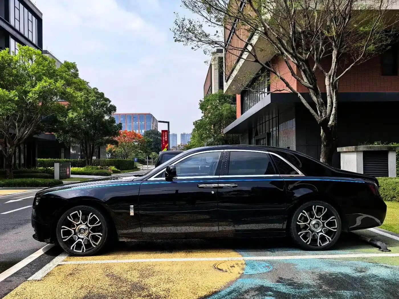 2012 Ghost 6.6T Extended Version — миниатюра 29