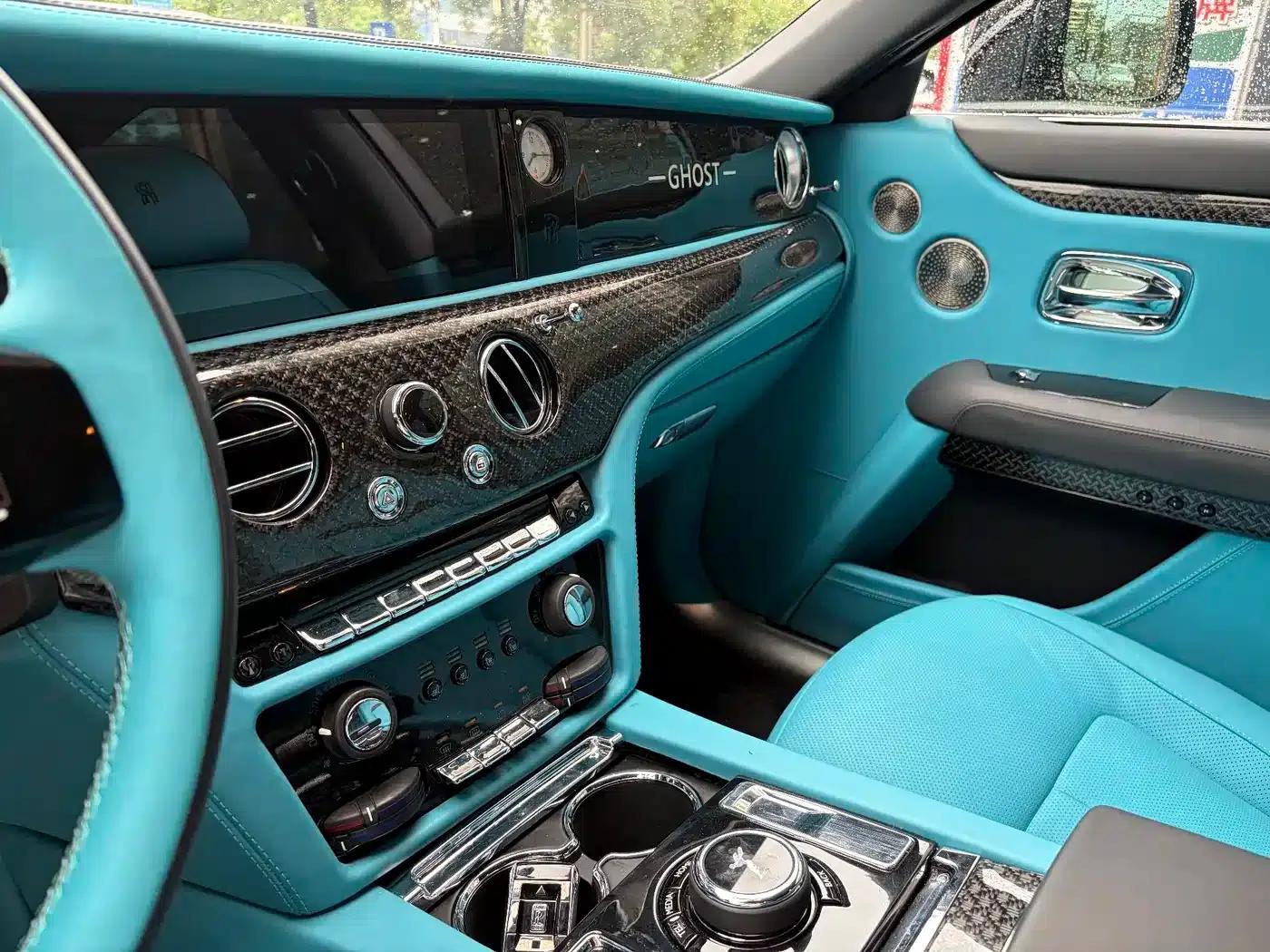 2012 Ghost 6.6T Extended Version — миниатюра 35