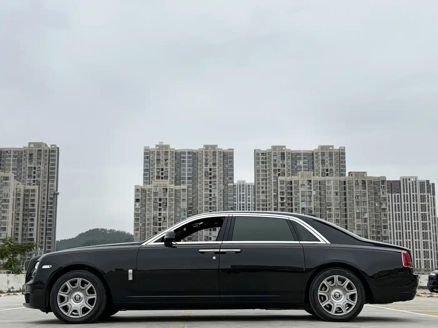 2018 Ghost 6.6T Long Wheelbase — миниатюра 14