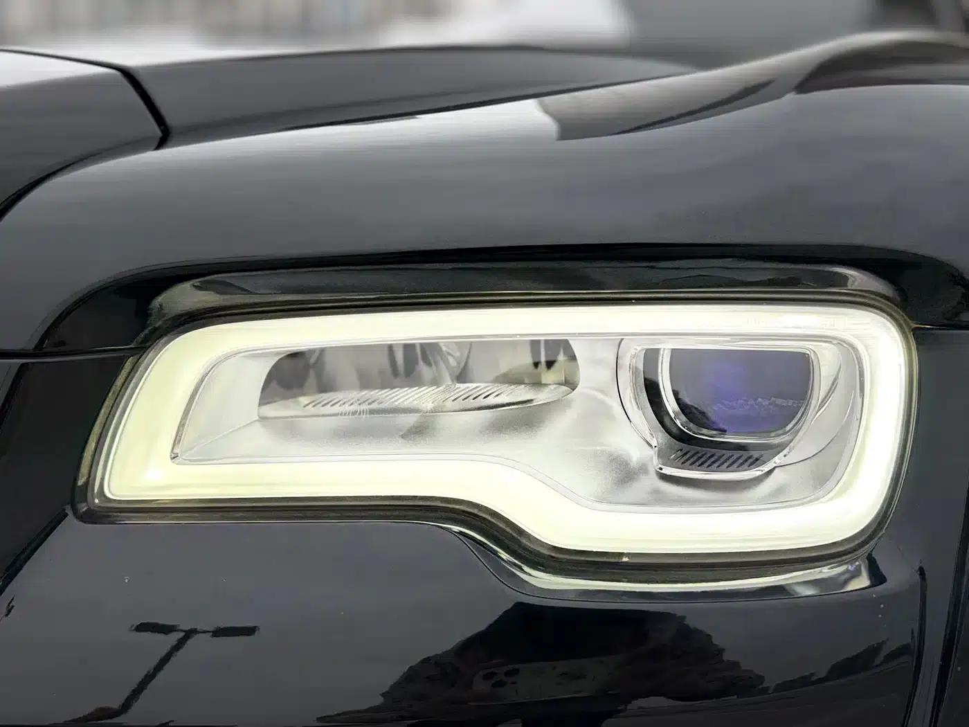 2018 Ghost 6.6T Long Wheelbase — миниатюра 19