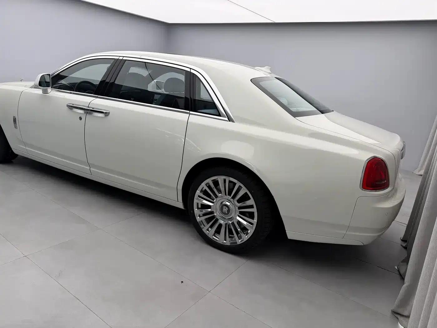 2014 Ghost 6.6T Extended Version — миниатюра 9