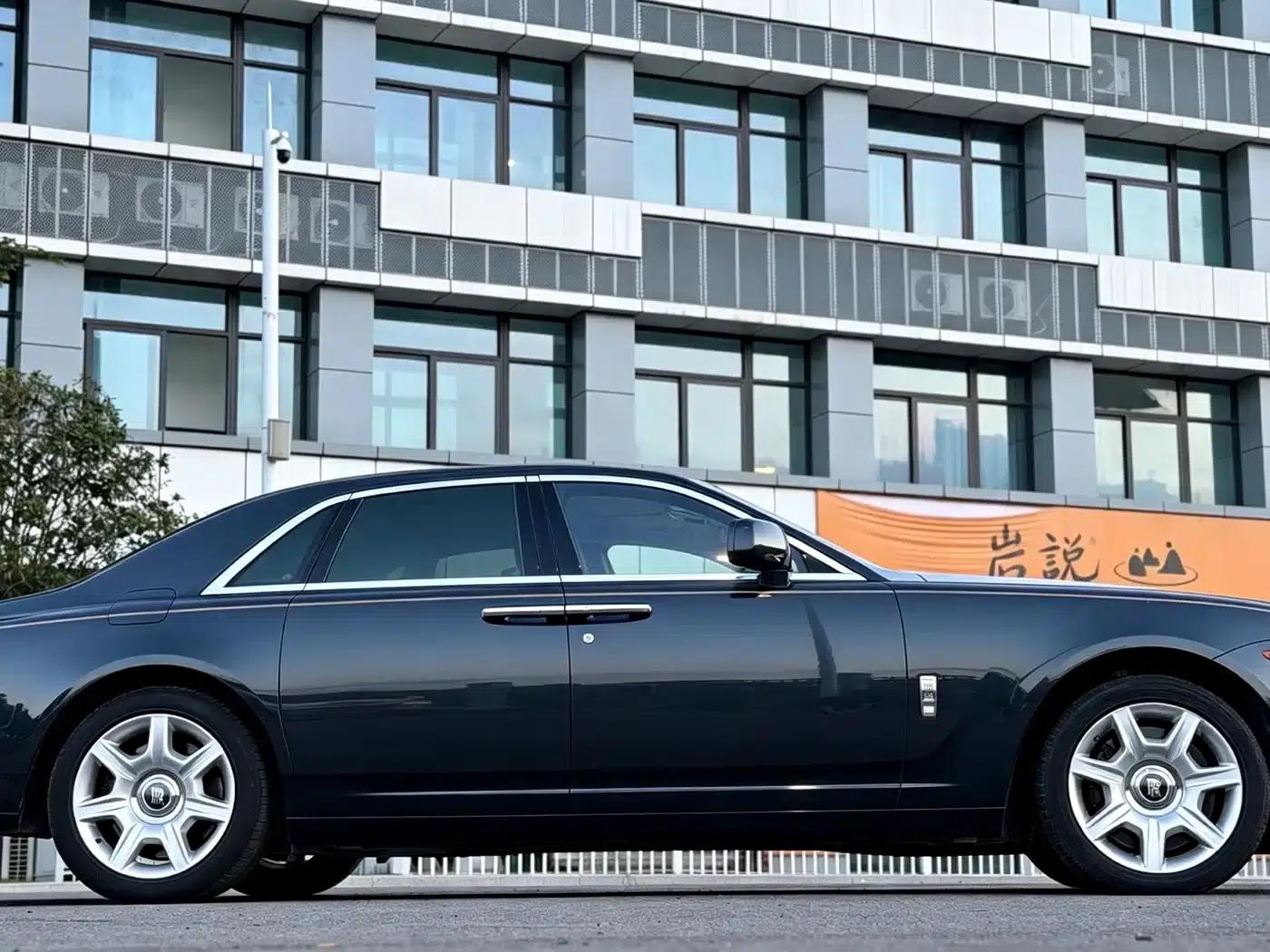 2010 Ghost 6.6T Standard Edition — миниатюра 4