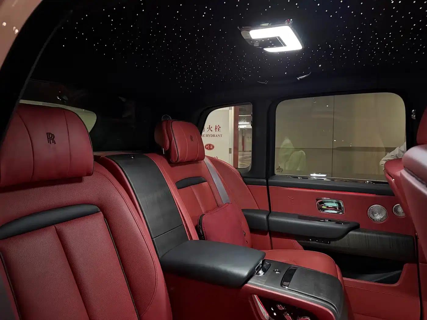 2018 Cullinan, four-seater version — миниатюра 11