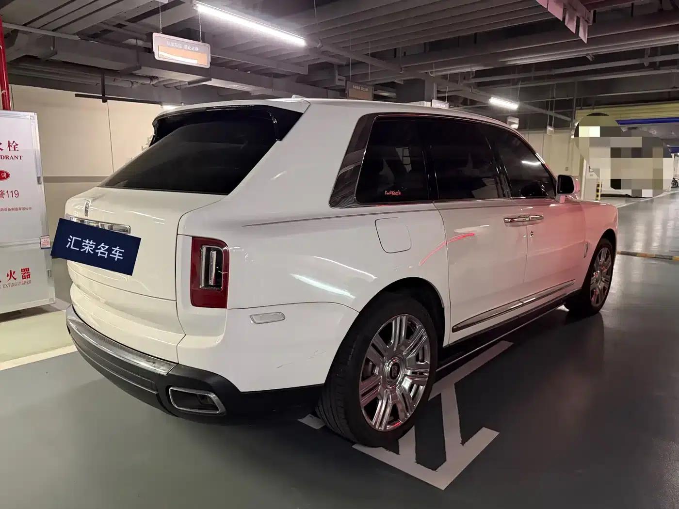 2018 Cullinan, four-seater version — миниатюра 4