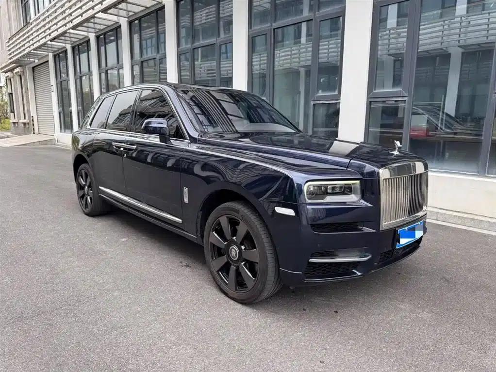 2018 Cullinan 5-seater — миниатюра 3