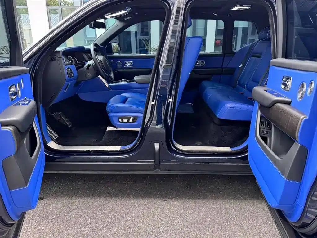 2018 Cullinan 5-seater — миниатюра 8