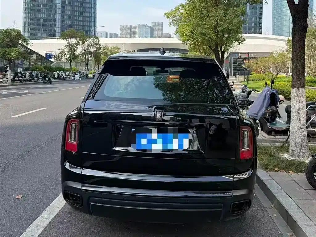 2018 Cullinan 5-seater — миниатюра 3
