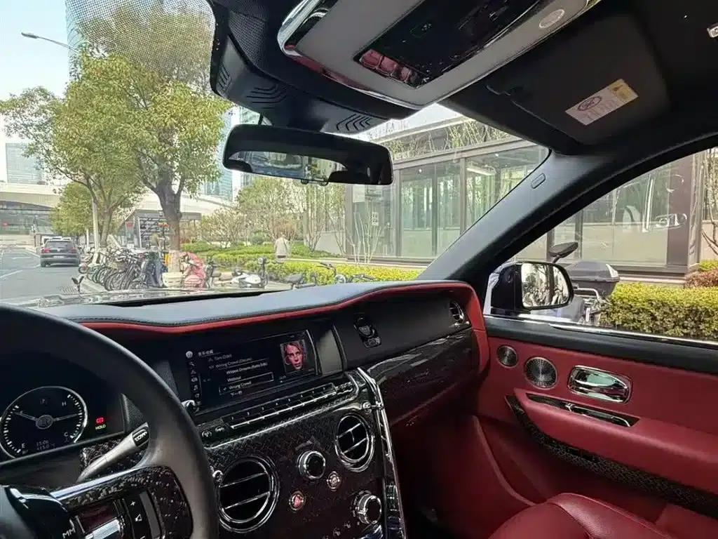 2018 Cullinan 5-seater — миниатюра 4