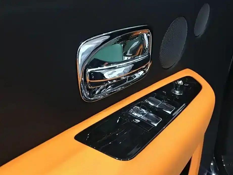2024 Cullinan Black Badge — миниатюра 4