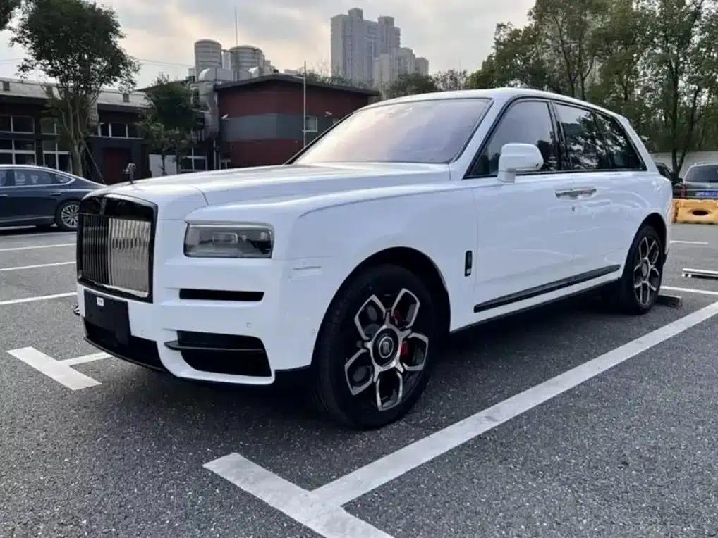 2024 Cullinan Black Badge — миниатюра 1