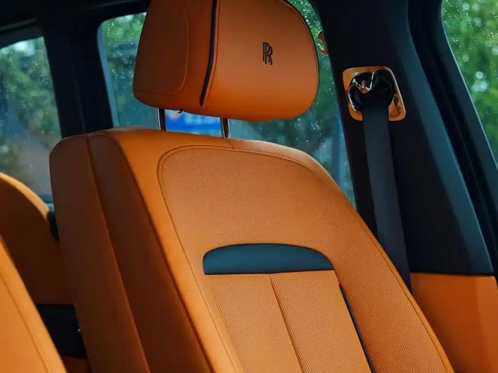 2024 Cullinan, four-seater version — миниатюра 18