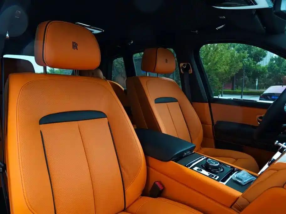 2024 Cullinan, four-seater version — миниатюра 19