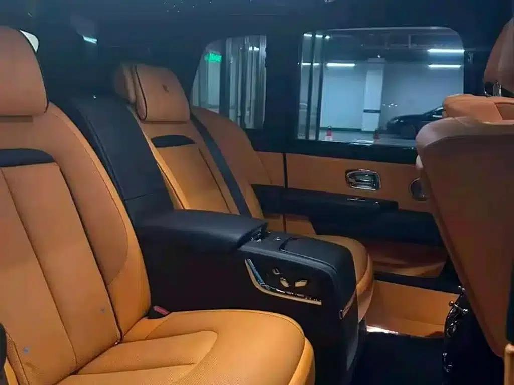 2024 Cullinan, four-seater version — миниатюра 5