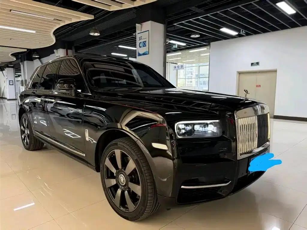 2024 Cullinan, four-seater version — миниатюра 3