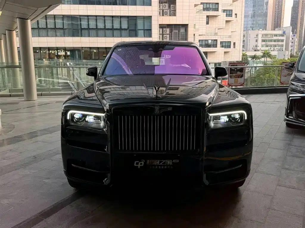 2024 Cullinan Black Badge — миниатюра 2