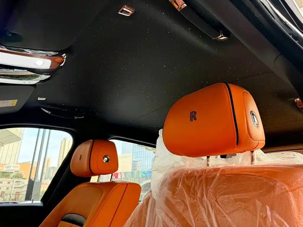 2024 Cullinan Black Badge — миниатюра 12