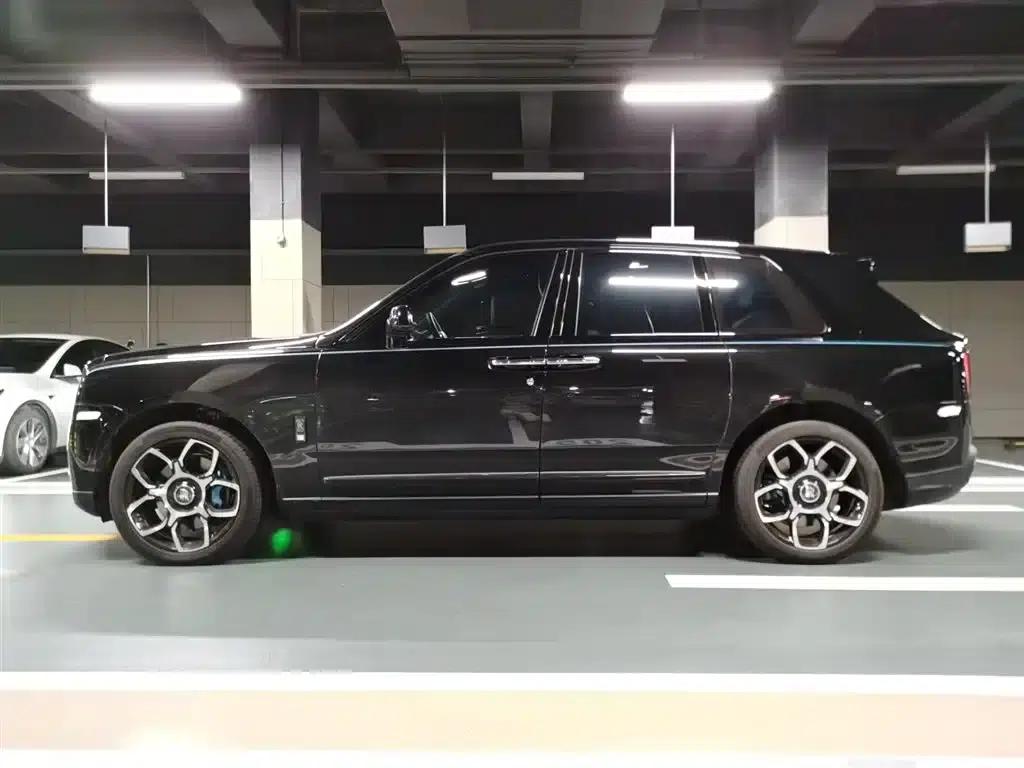 2024 Cullinan Black Badge — миниатюра 3