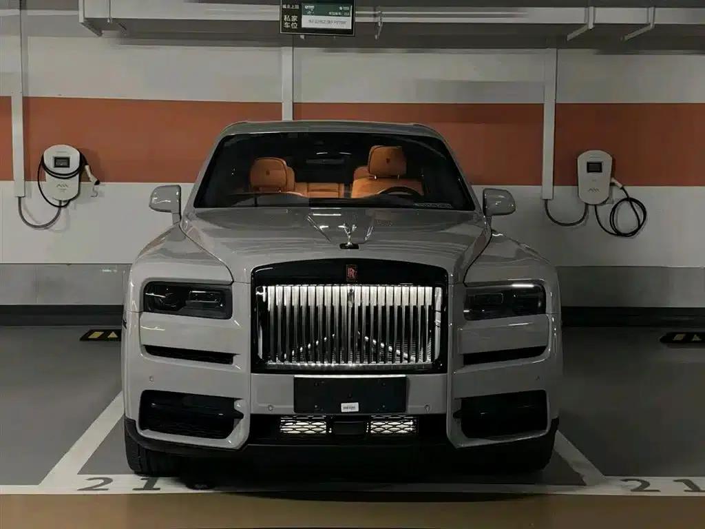 2024 Cullinan 5-seater — миниатюра 2