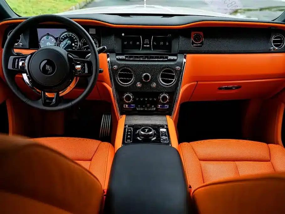 2024 Cullinan 5-seater — миниатюра 3