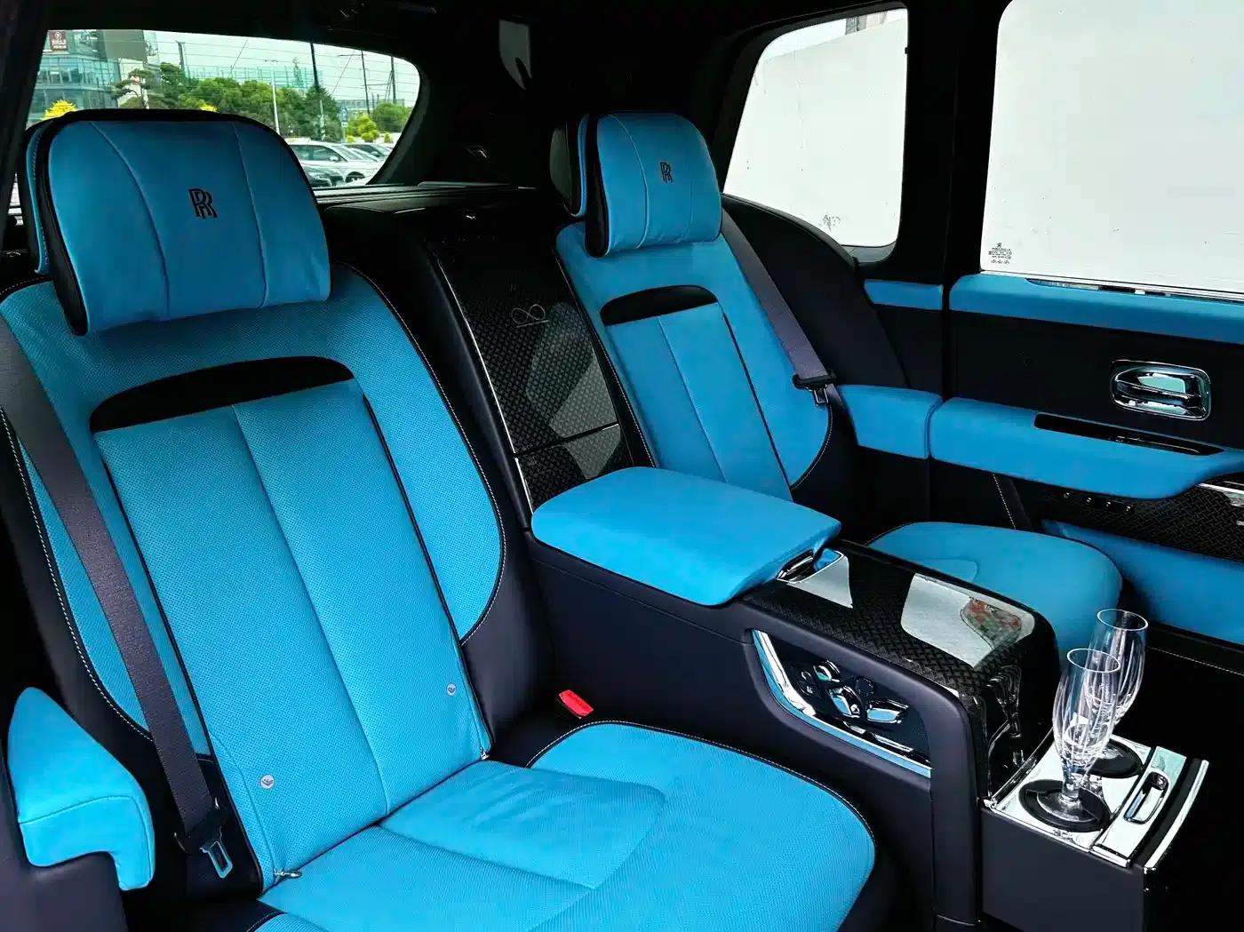2018 Cullinan, four-seater version — миниатюра 8